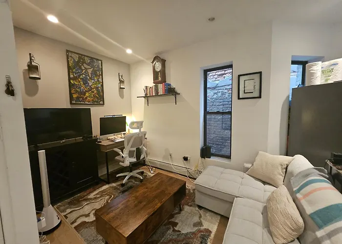 Modern 1-Bedroom In Manhattan-New York, Ny